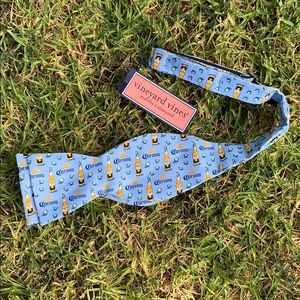 Vineyard Vines Corona Bow tie - preppy